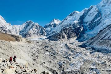 Everest-Base-Camp-Trek-via-Salleri-1-scaled 