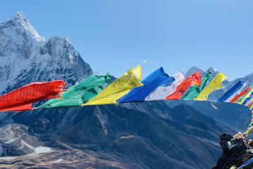 trekking-in-nepal--e1576748311769 