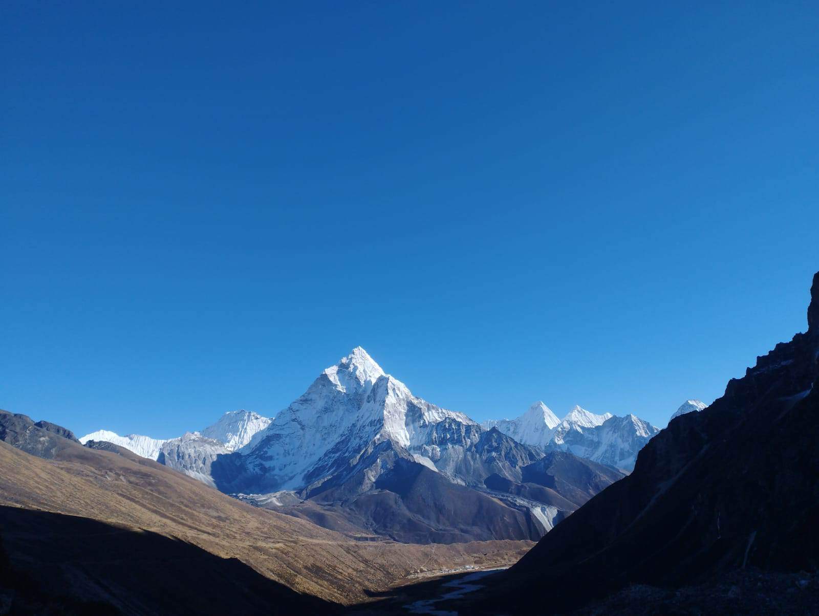 trekking in nepal in p...